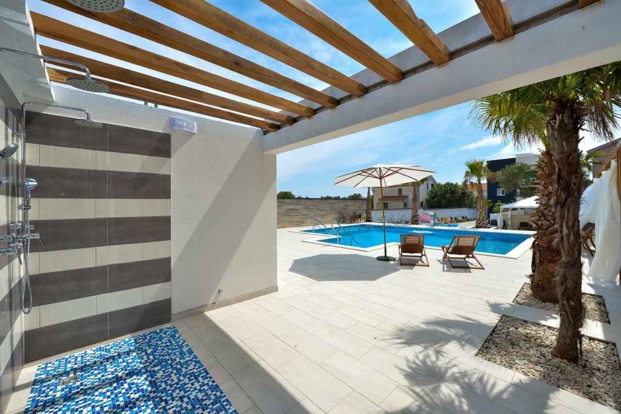 Boutique Residence Cosmopolis 1 Bibinje Extérieur photo