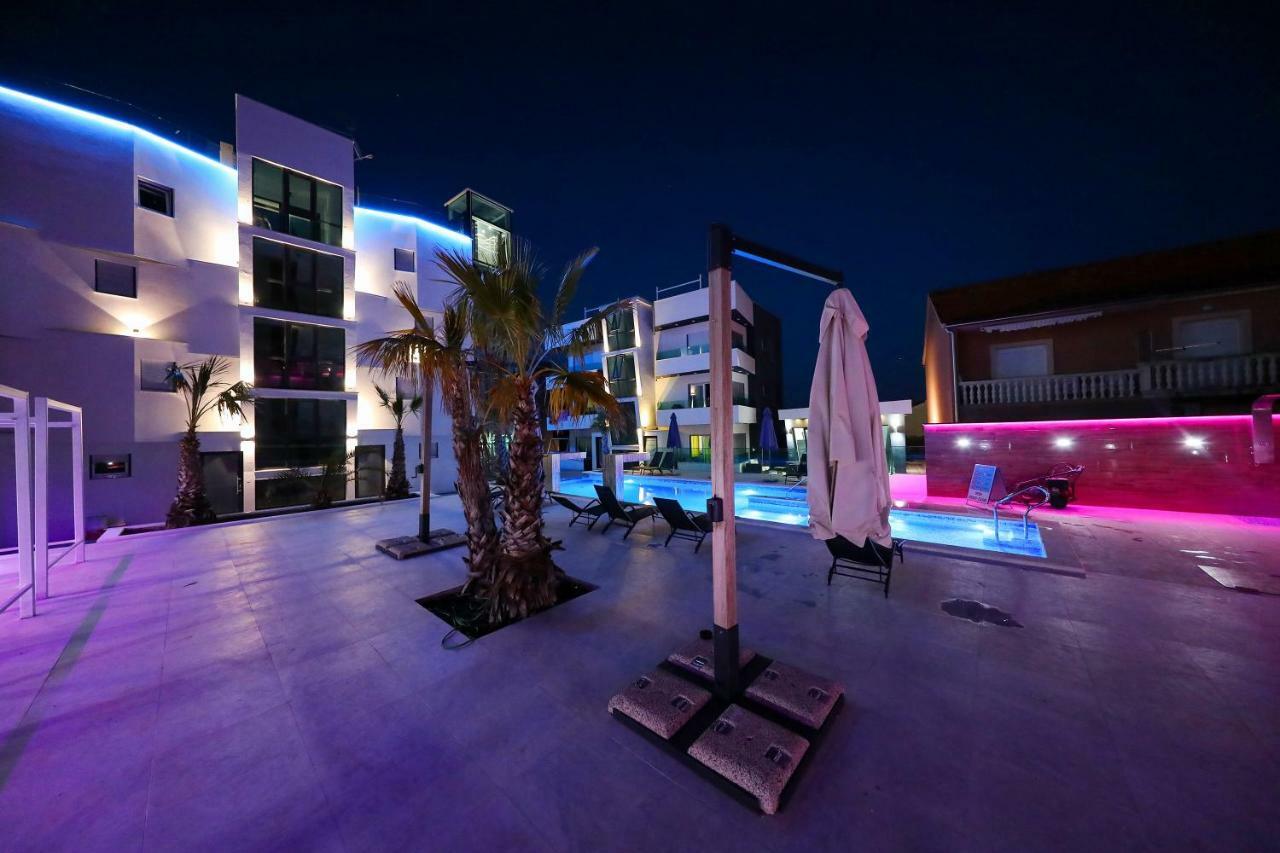 Boutique Residence Cosmopolis 1 Bibinje Extérieur photo