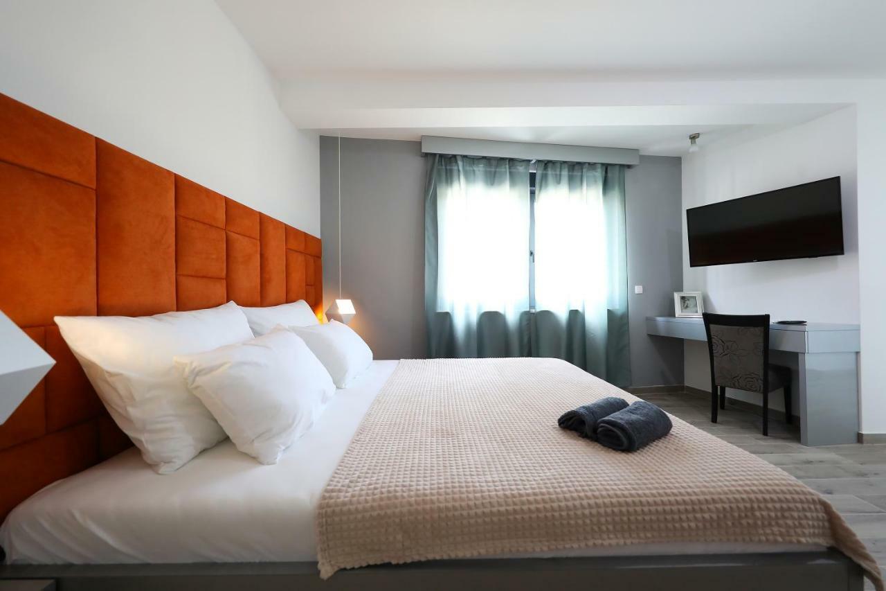 Boutique Residence Cosmopolis 1 Bibinje Extérieur photo