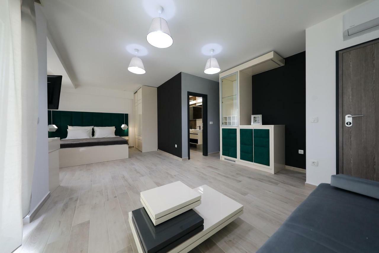 Boutique Residence Cosmopolis 1 Bibinje Extérieur photo