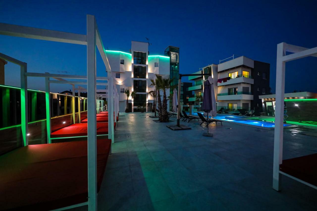 Boutique Residence Cosmopolis 1 Bibinje Extérieur photo